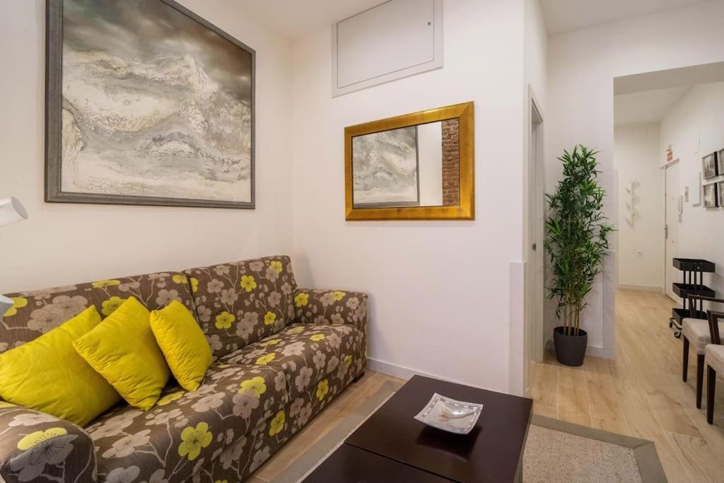 מדריד Apartment Malasana By Sharingco מראה חיצוני תמונה